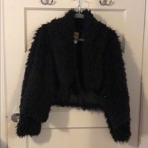 Faux fur jacket, black, great condition , cozy !